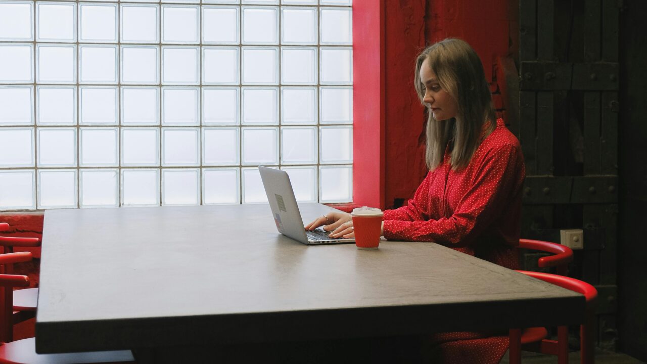 Wenn Websites Türen verschließen: Webdesign zwischen Gestaltung und Zugänglichkeit